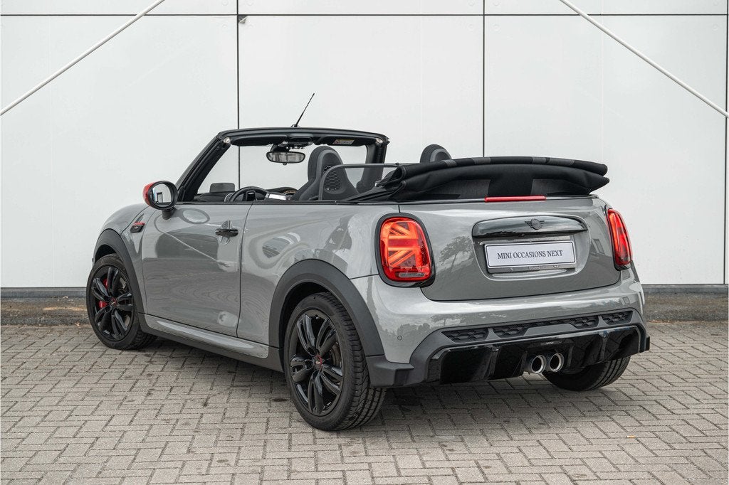 MINI Cabrio John Cooper Works Automaat / Achteruitrijcamera, Auto's, Mini, 1998 cc, Gebruikt, 4 stoelen, 14 km/l