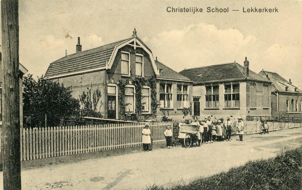 lekkerkerk school Ansichtkaart, Ophalen of Verzenden