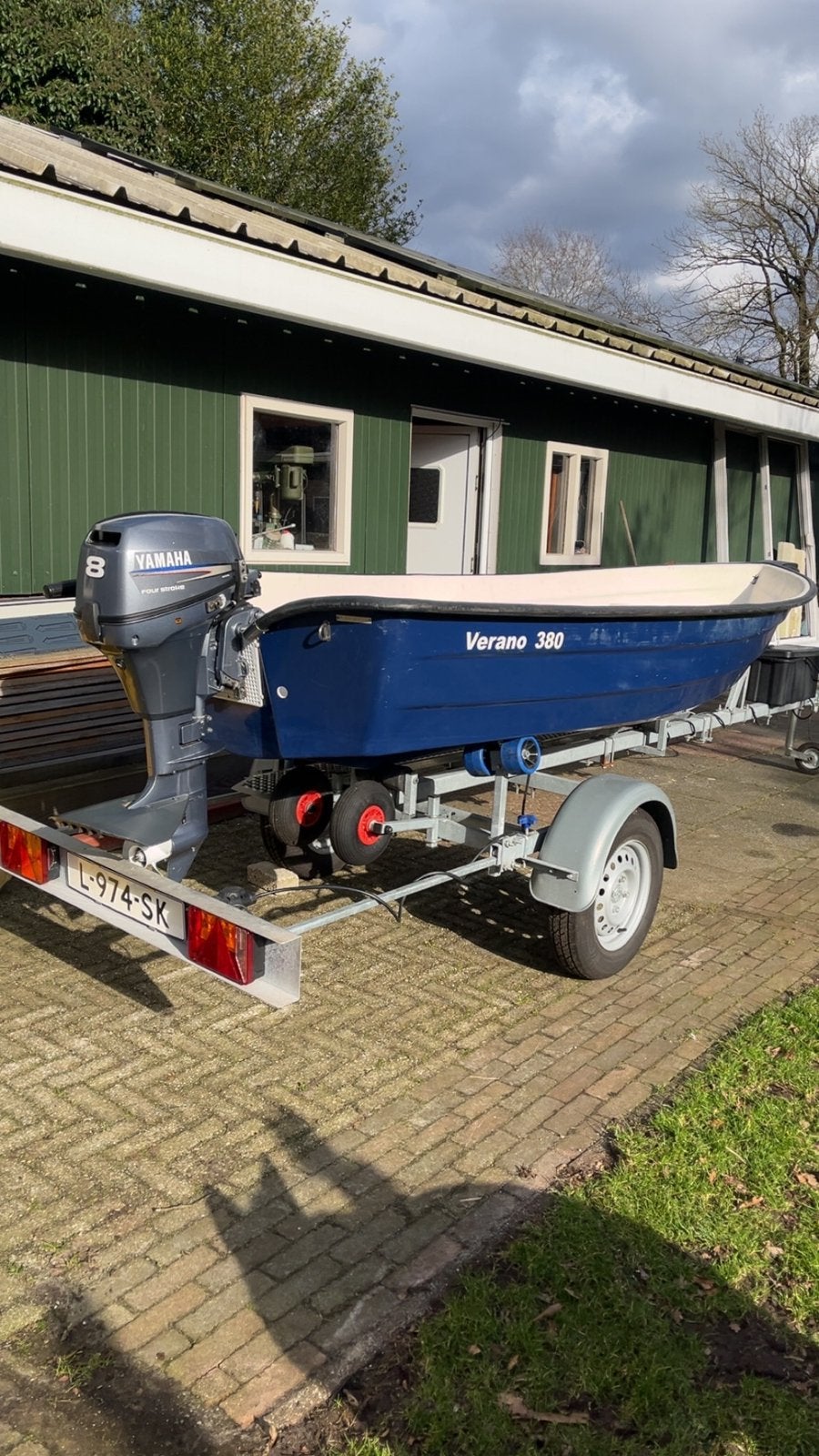 Nette boot en trailer met 8 pk 4 takt yamaha kortstaart, Ophalen, Zo goed als nieuw