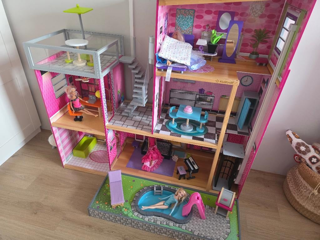 Barbiehuis - KidKraft 65833 Uptown - Poppenhuis, Ophalen, Gebruikt, Poppenhuis