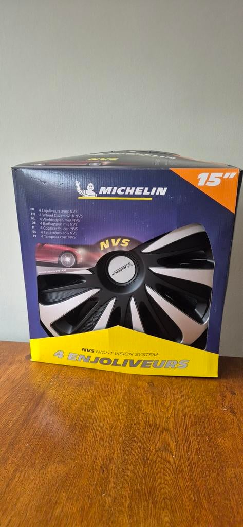 Nieuwe 15 inch Michelin wieldoppen met NVS, Ophalen of Verzenden, Nieuw