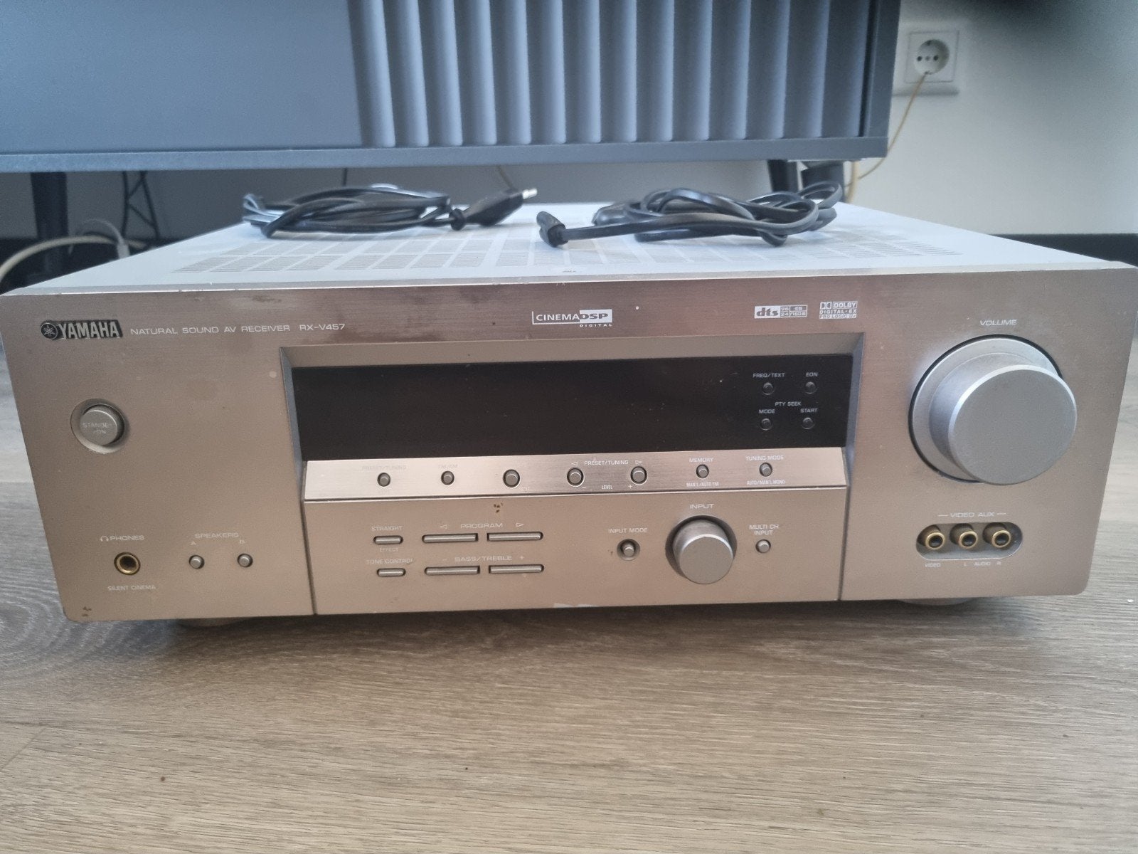 Yamaha RX-V457 Natural Sound AV Receiver, Ophalen