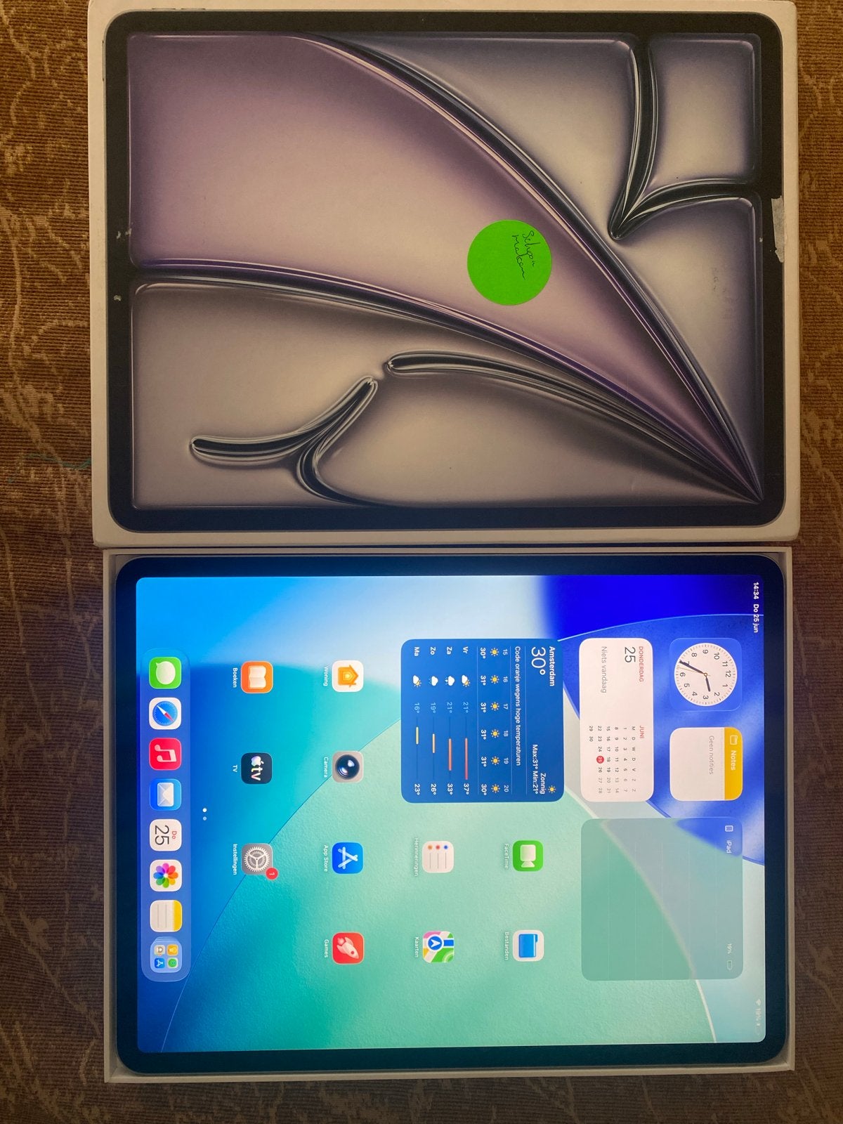 iPad Air 13 inch M2, Computers en Software, Tablet-hoezen, Ophalen of Verzenden, Zo goed als nieuw