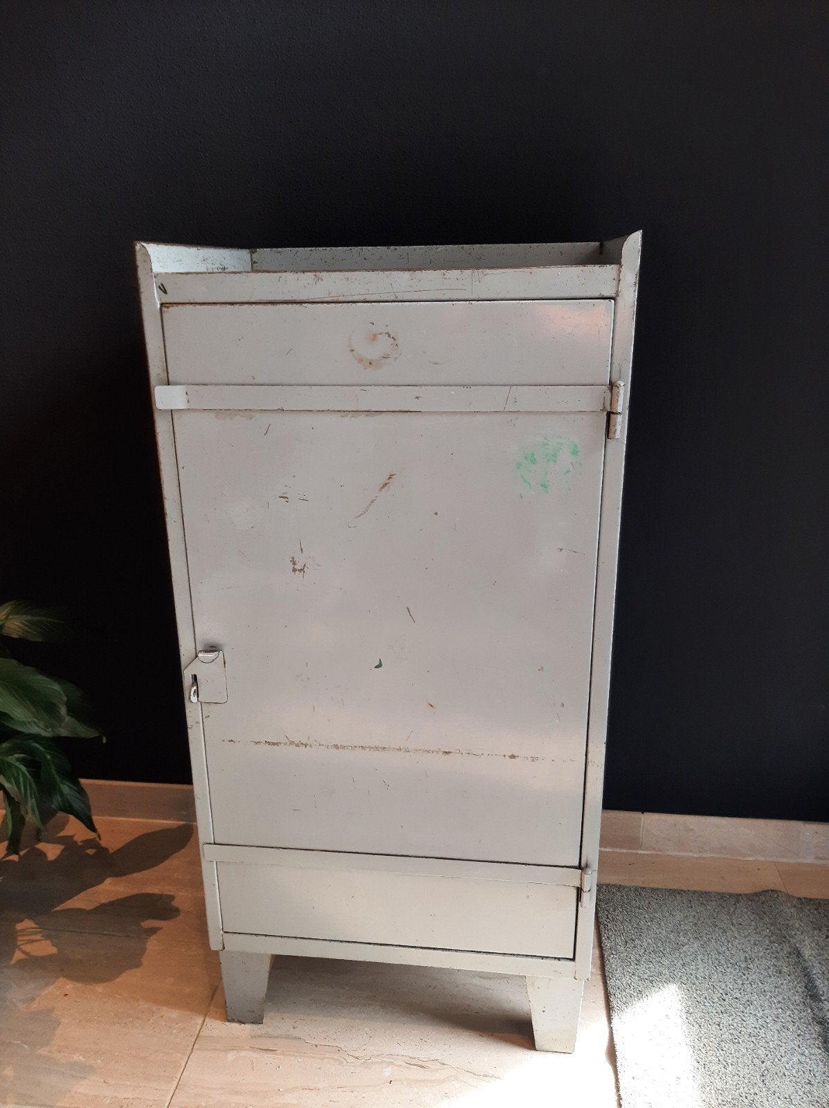 Vintage metalen gereedschapskast, Ophalen, Gebruikt