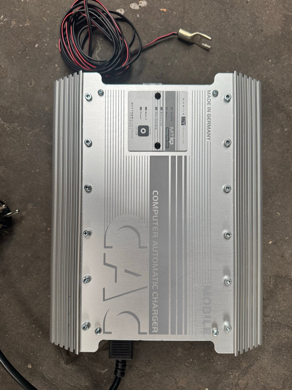 Mobile Technology MT 1230 Acculader - 12V, 30A, Ophalen of Verzenden, Gebruikt