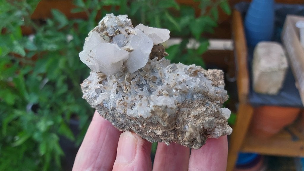 D7-02 Kwarts punten, Calciet en Galeniet Madan Bulgarije, Ophalen of Verzenden, Mineraal