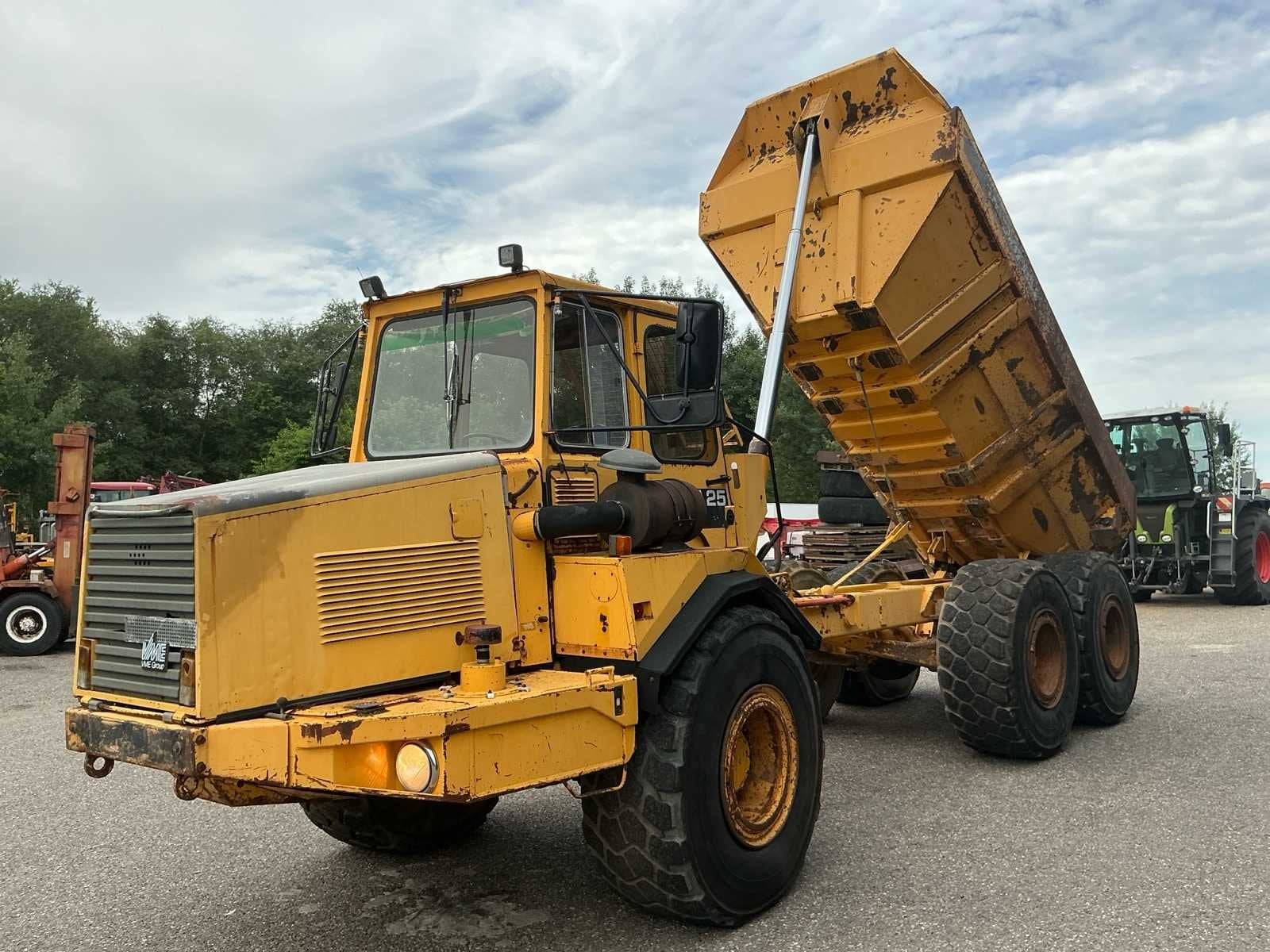 Volvo BM A25C 6X6 Dumptruck