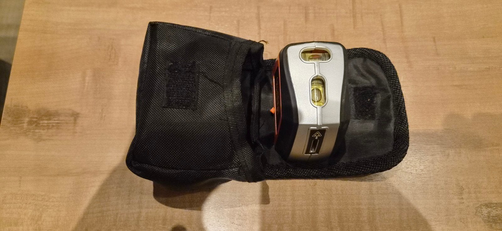 Black & Decker BDL220S Laserwaterpas met opbergtas (ZGAN), Zo goed als nieuw
