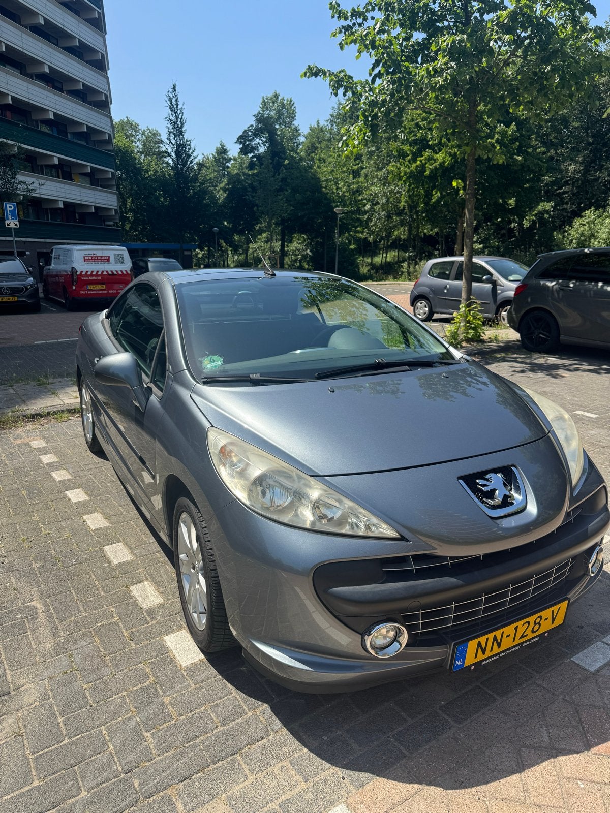 Peugeot 207 1.6 16V CC 88KW 2009 Grijs, Auto's, Voorwielaandrijving, Zwart, 4 cilinders, Cabriolet