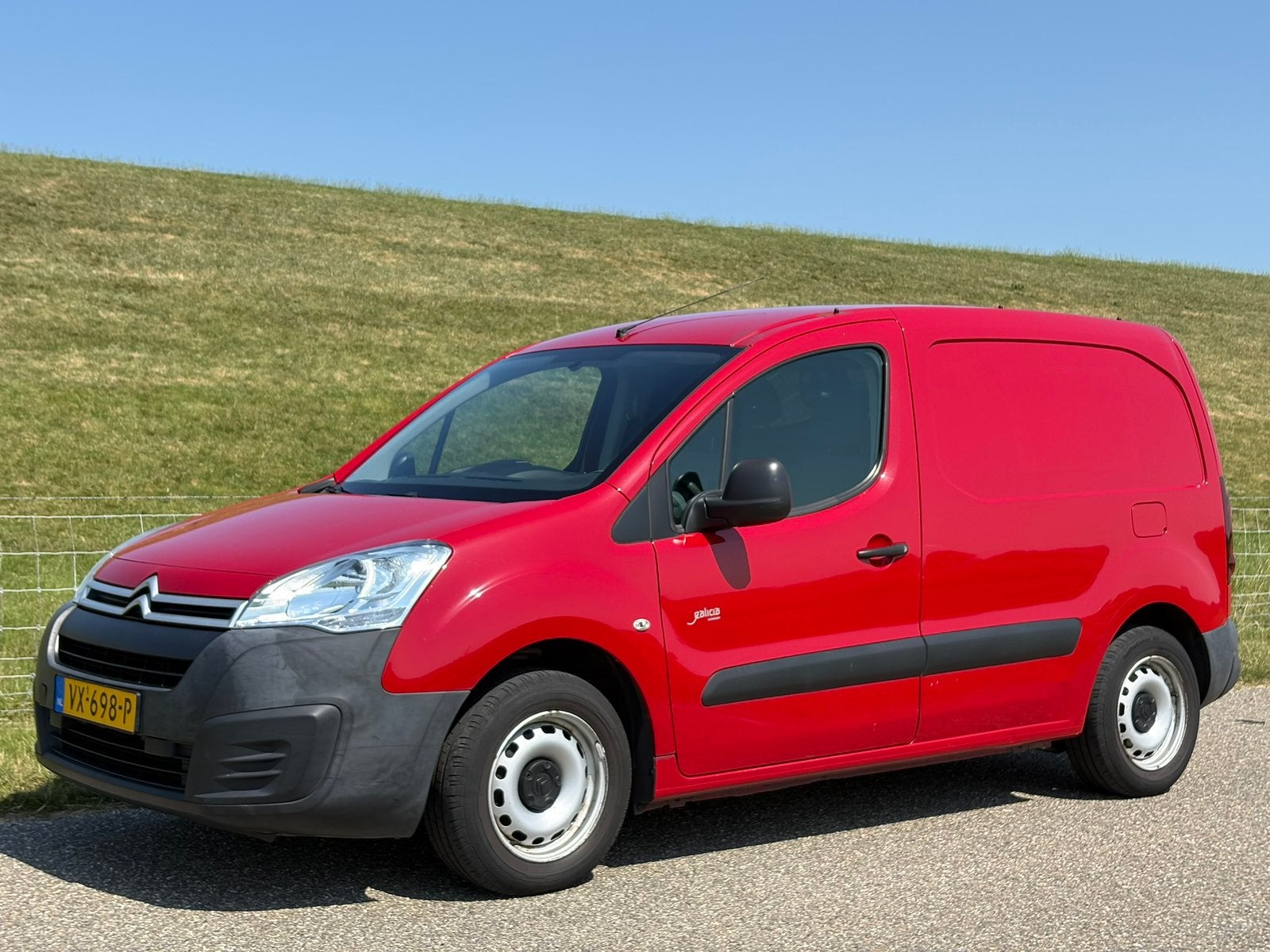Citroën Berlingo 1.6 HDI 2016 | Euro 6 | Airco | Cruise!!, Auto's, Bestelauto's, Voorwielaandrijving, Stof, 74 pk, 4 cilinders
