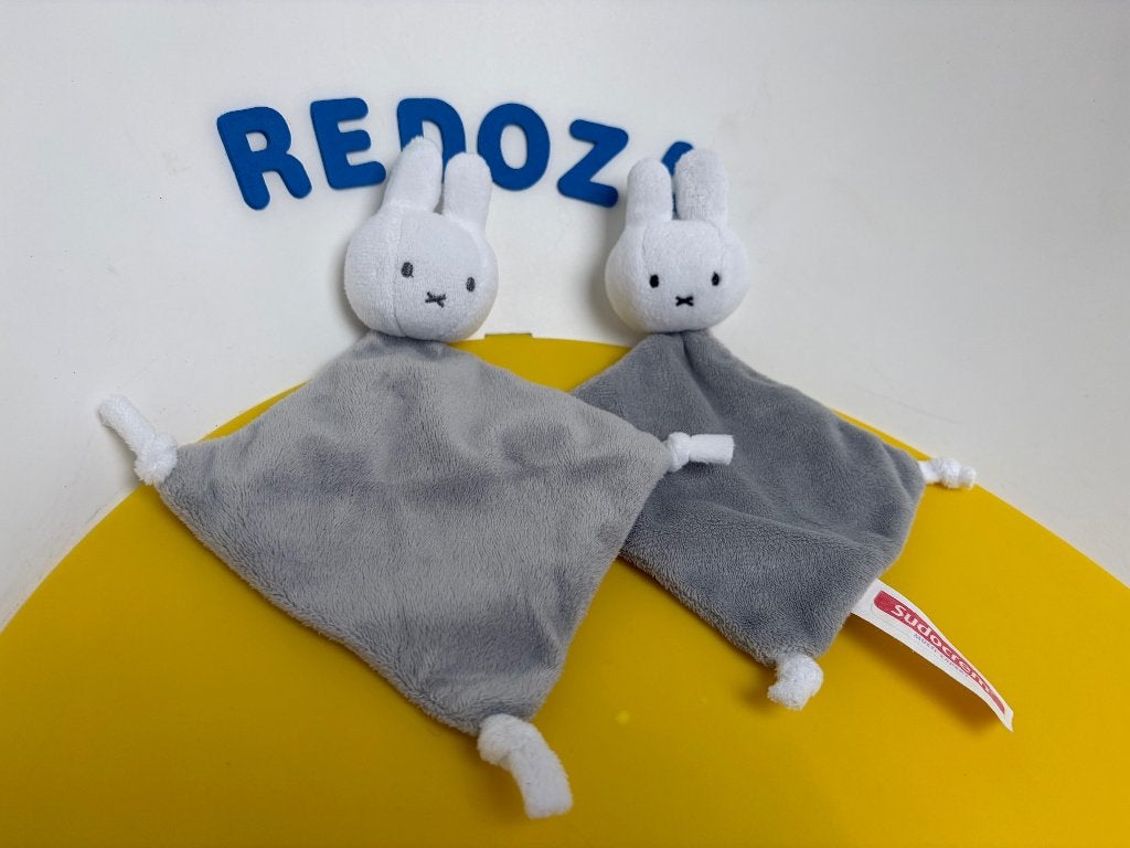 K3334 sudocrem doekje nijntje grijs 2x, Ophalen of Verzenden, Zo goed als nieuw, Konijn
