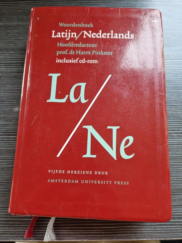 Woordenboek Latijn - Nederlands, Boeken, Latijn, Overige uitgevers, Ophalen of Verzenden, Zo goed als nieuw