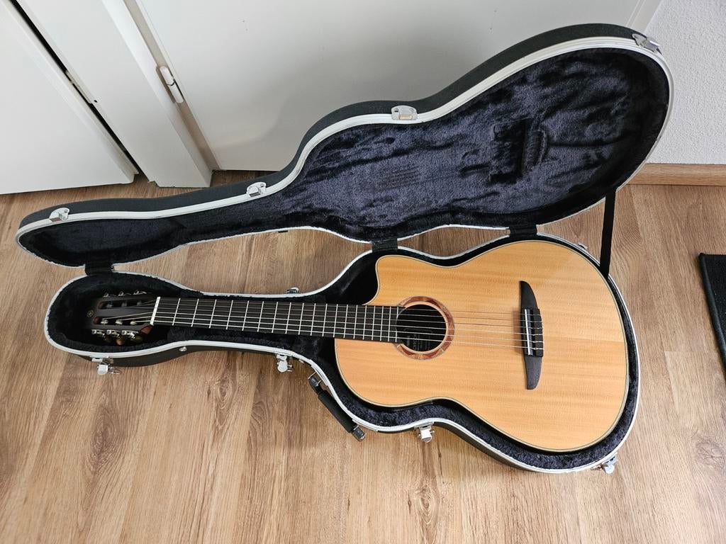 Yamaha NCX-900R akoestische gitaar, Ophalen, Zo goed als nieuw, Klassieke of Spaanse gitaar, Met koffer