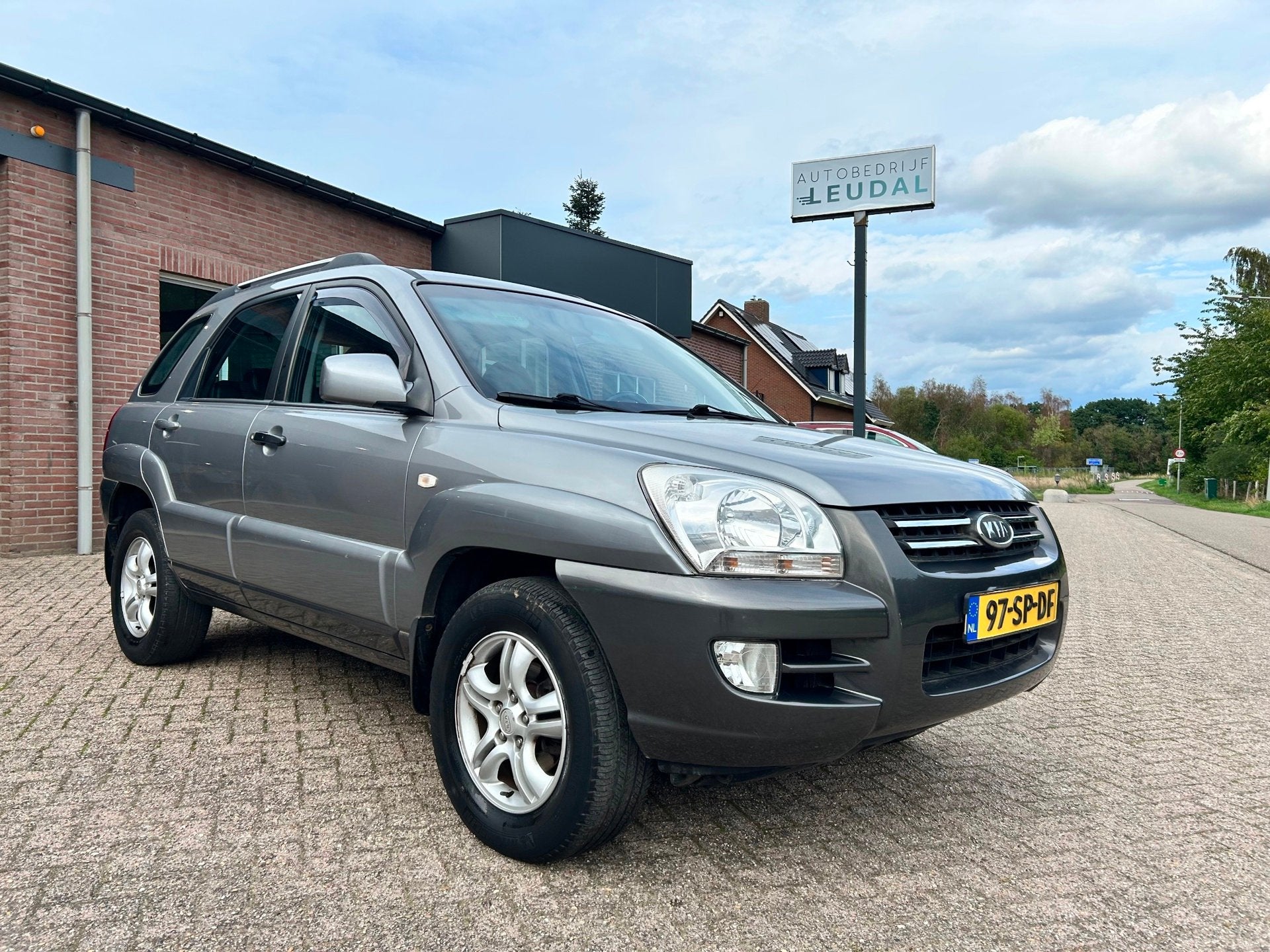 Kia Sportage 2.0 CVVT Executive // 192.000 km NAP // Airco, Auto's, Kia, 1442 kg, Gebruikt, 4 cilinders, Automatische klimaatregeling