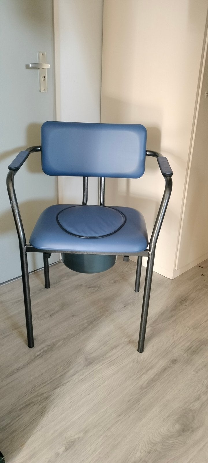 Postoel, Ophalen, Zo goed als nieuw, Eén