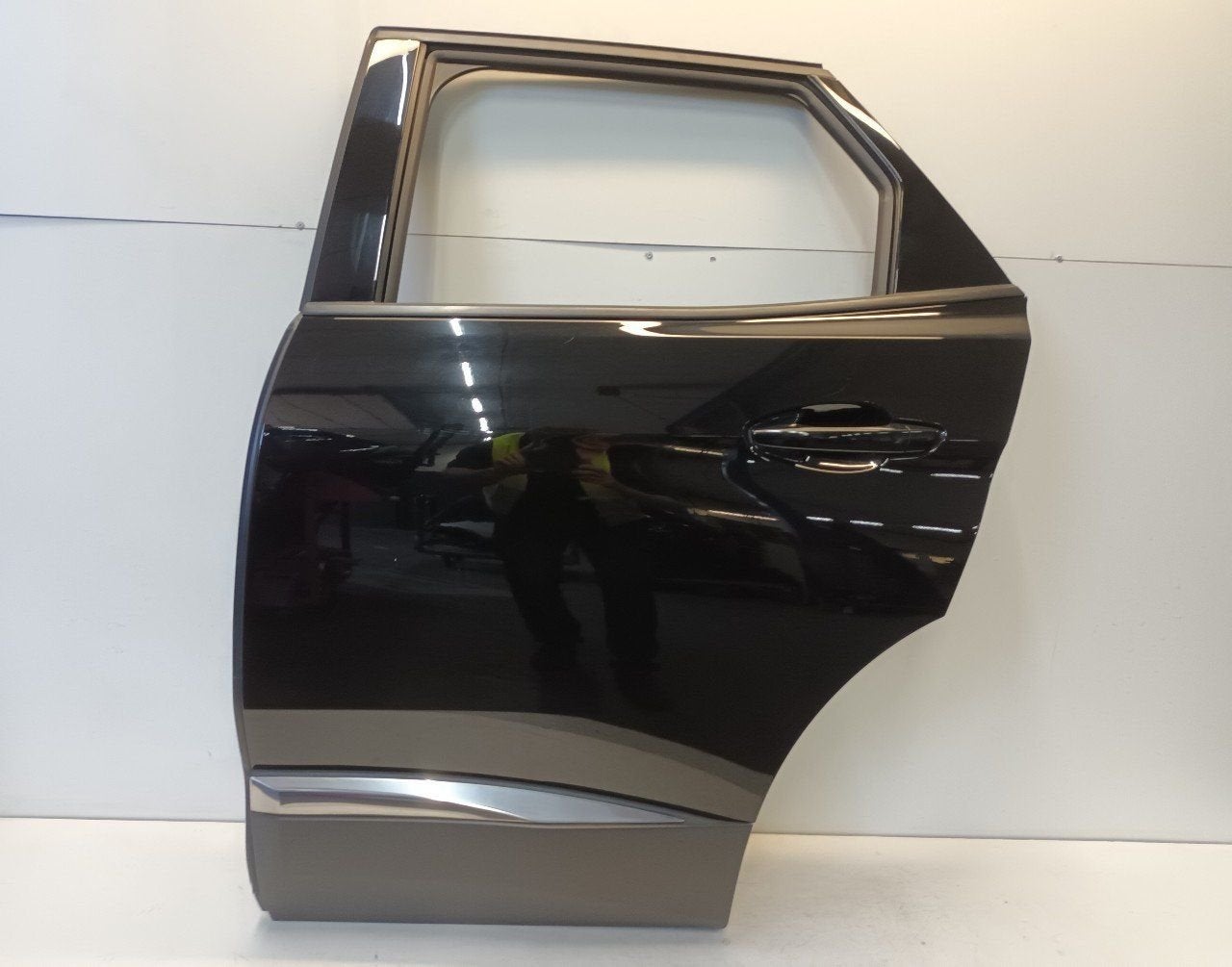 Portier links achter Peugeot 3008, Onderdelen@venauto.nl, Van der Ven Autorecycling B.V., Gebruikt, Ettenseweg 76, 4706 PB Roosendaal, The Netherlands