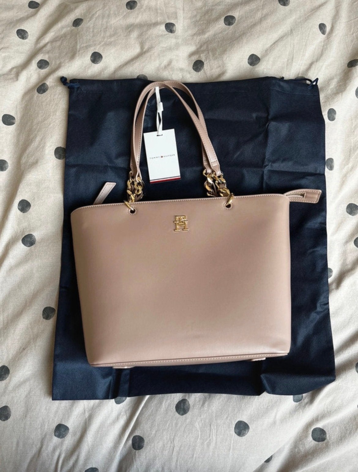 Tommy Hilfiger vegan Shopper met kaartjes - Nieuwprijs €195, Ophalen of Verzenden, Nieuw, Beige, Shopper
