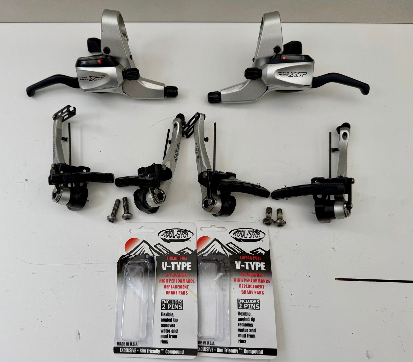 Shimano XT shifters en V-brakes, Fietsen en Brommers, Fietsonderdelen, Overige typen, Ophalen of Verzenden, Zo goed als nieuw