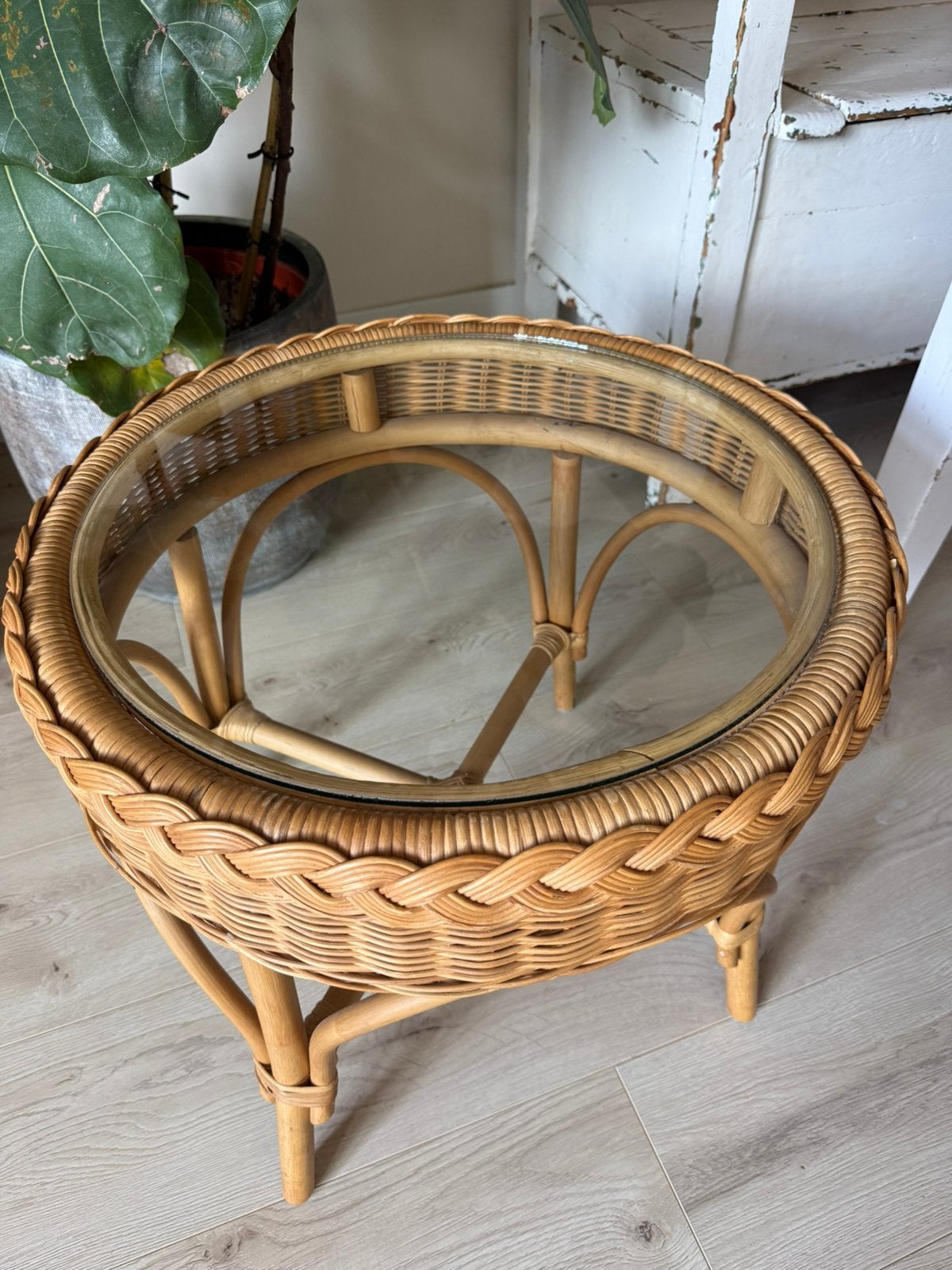Rotan bijzettafel, Ophalen, Gebruikt, Rond, Riet