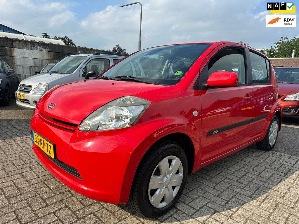 Daihatsu Sirion 2 1.3-16V Comfort AIRCO/ NIEUWE APK/ TREKHAA, Auto's, Daihatsu, Voorwielaandrijving, Stof, Gebruikt, 4 cilinders