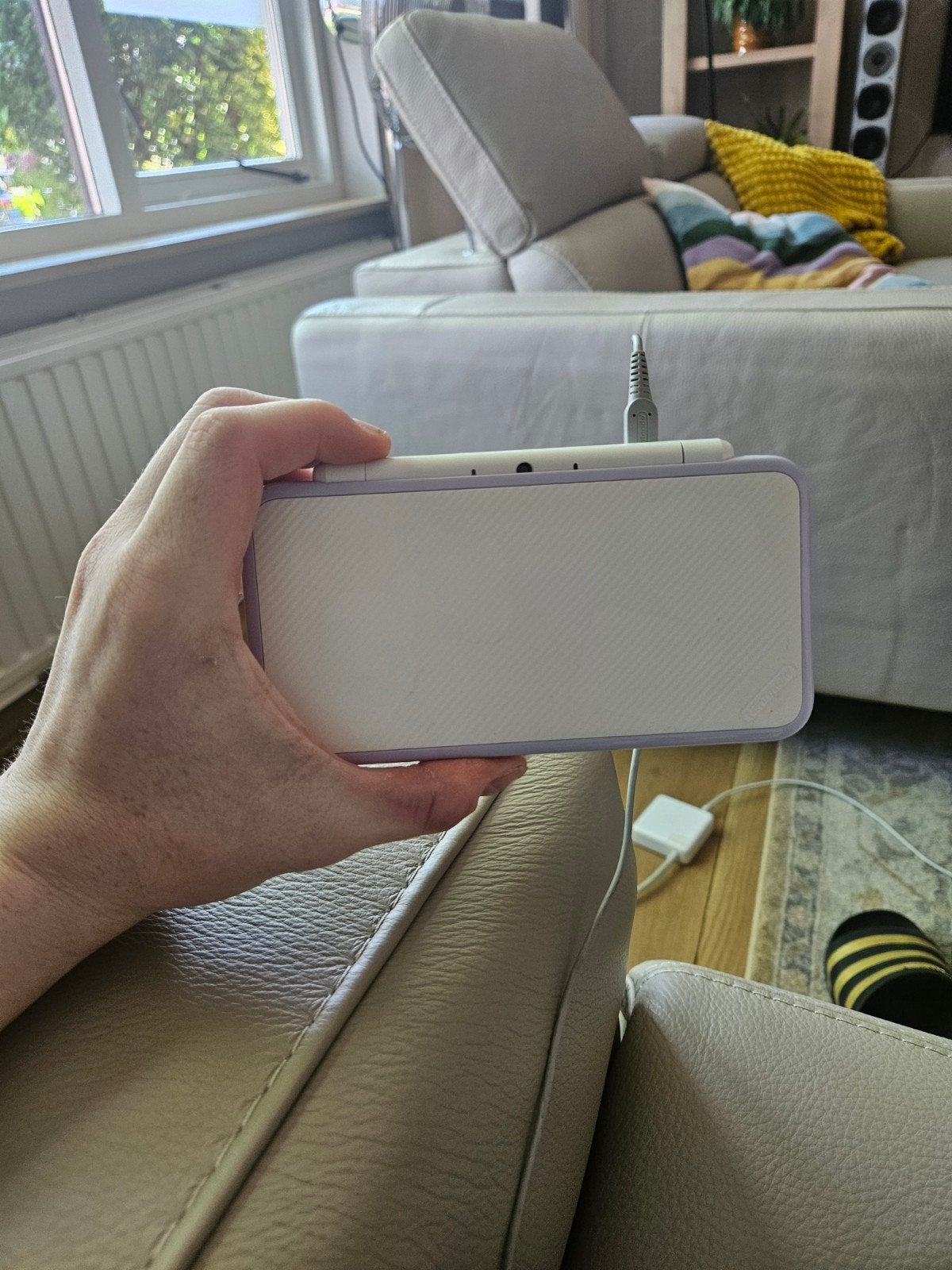 Nintendo 2DS XL - Wit/Paars, Spelcomputers en Games, Spelcomputers | Nintendo 2DS en 3DS, Met games, Ophalen of Verzenden, Zo goed als nieuw