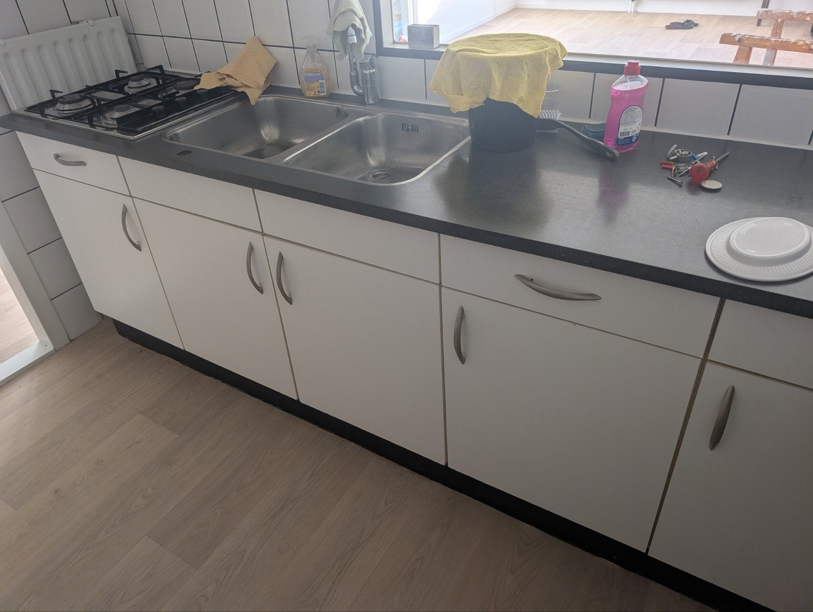 Gratis keuken met dubbele spoelbak en gasfor, Gebruikt, Wit, Enkelwandige keuken, Ophalen of Verzenden