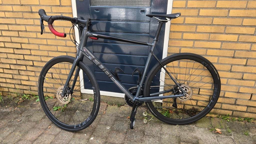 Cube Attain SL maat 60, Fietsen en Brommers, Fietsen | Racefietsen, Overige merken, Meer dan 20 versnellingen, Schijfrem, Aluminium