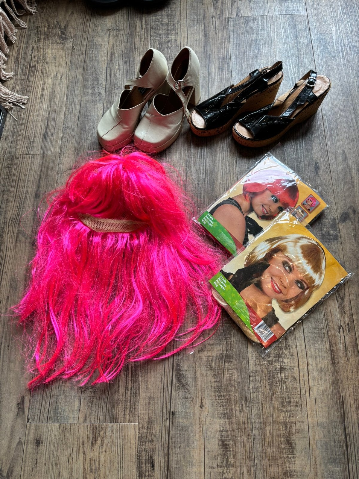 Verkleed pruiken En schoenen maat 40, Ophalen of Verzenden, Gebruikt, Overige