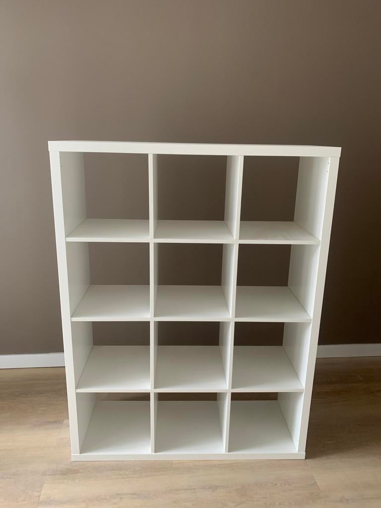 Ikea kast met 12 vakken - Wit, Ophalen, Zo goed als nieuw