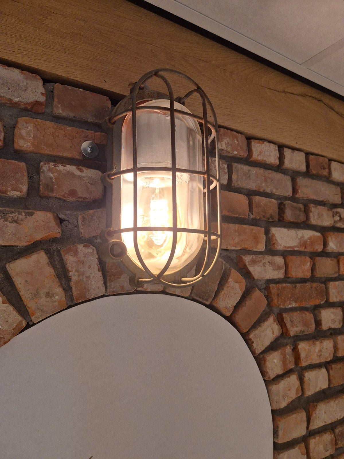 Industriële Wandlamp - Robuust Metaal en Glas, Overige fittingen, Ophalen of Verzenden, Zo goed als nieuw, Wandlamp