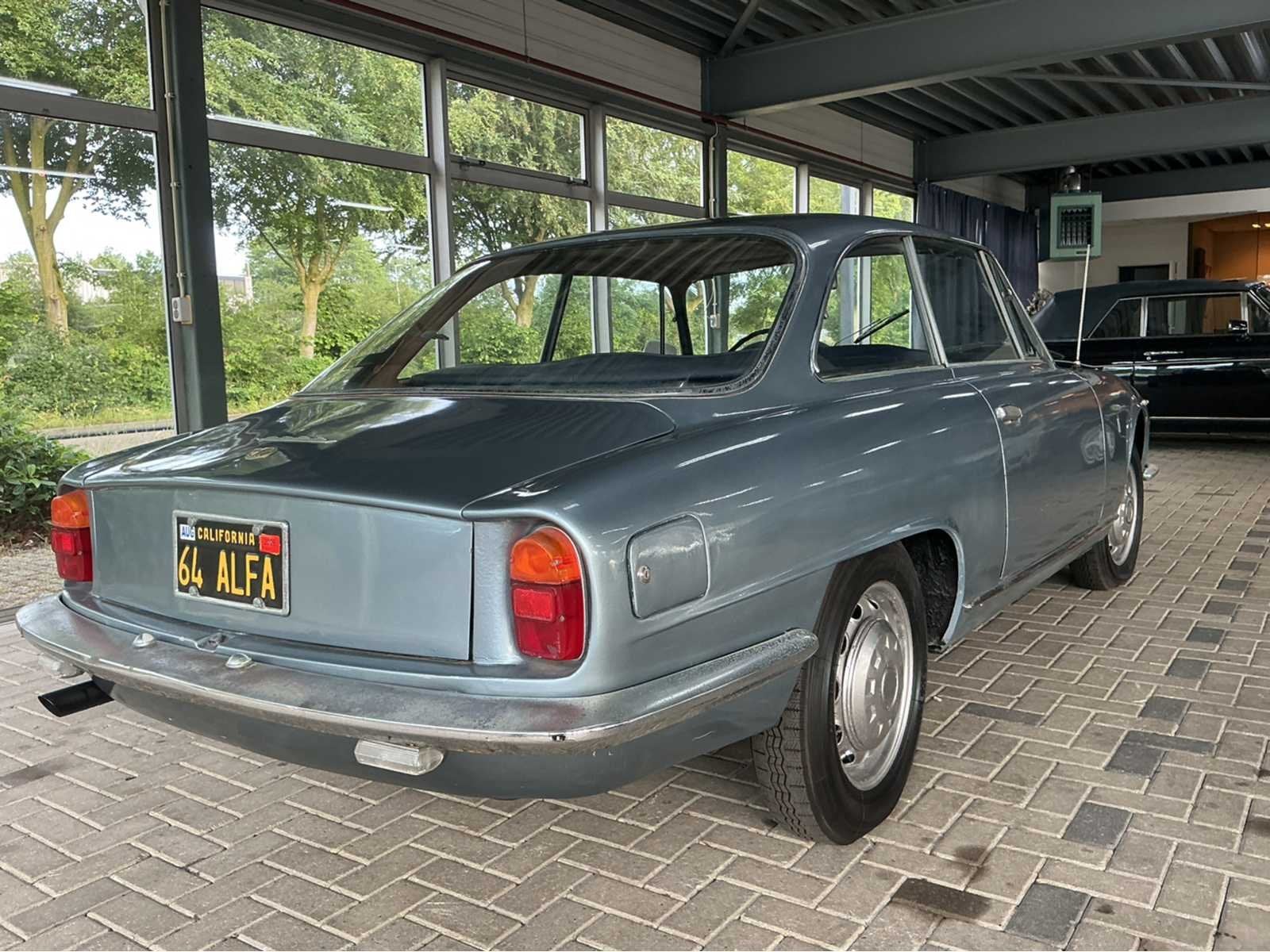 Alfa Romeo 2600 Sprint | 2.6 | 1964 | 145 pk | youngtimer, foto 8