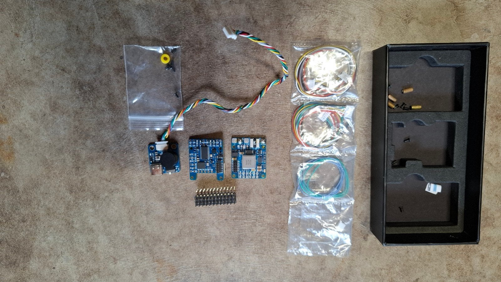 Matek F405 WMN Flight Controller met Beeper en Usb Extender, Ophalen of Verzenden, Zo goed als nieuw