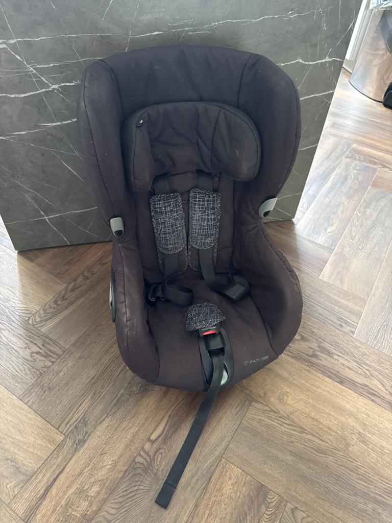 Maxi-Cosi Axiss Draaibare Autostoel / Wasbare hoes, Ophalen, Verstelbare rugleuning, 9 t/m 18 kg, Maxi-Cosi