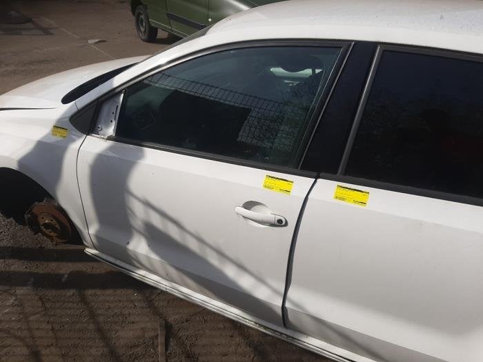 Portier 4Deurs links-voor van een Volkswagen Polo, Auto-onderdelen, Gebruikt, -, -, Ophalen of Verzenden