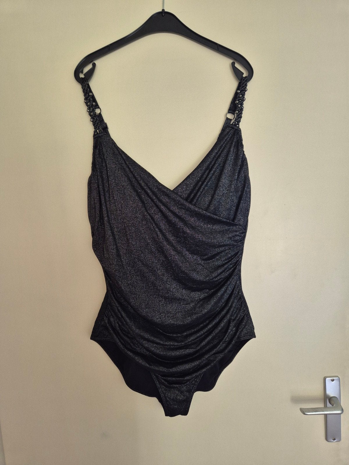 Lurex zwart corrigerend badpak Beachwave maat 50 zgan, Beachwave, Zwart, Badpak, Ophalen of Verzenden