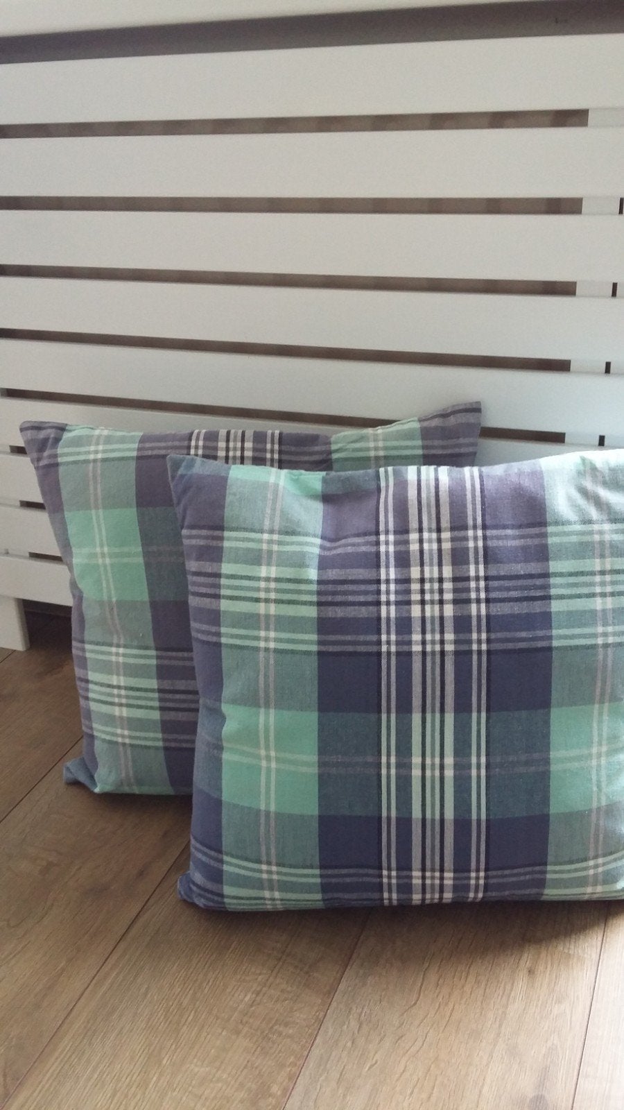 Nieuwe set sierkussens blauw groen geblokt, Ophalen of Verzenden, Nieuw, Blauw, Vierkant