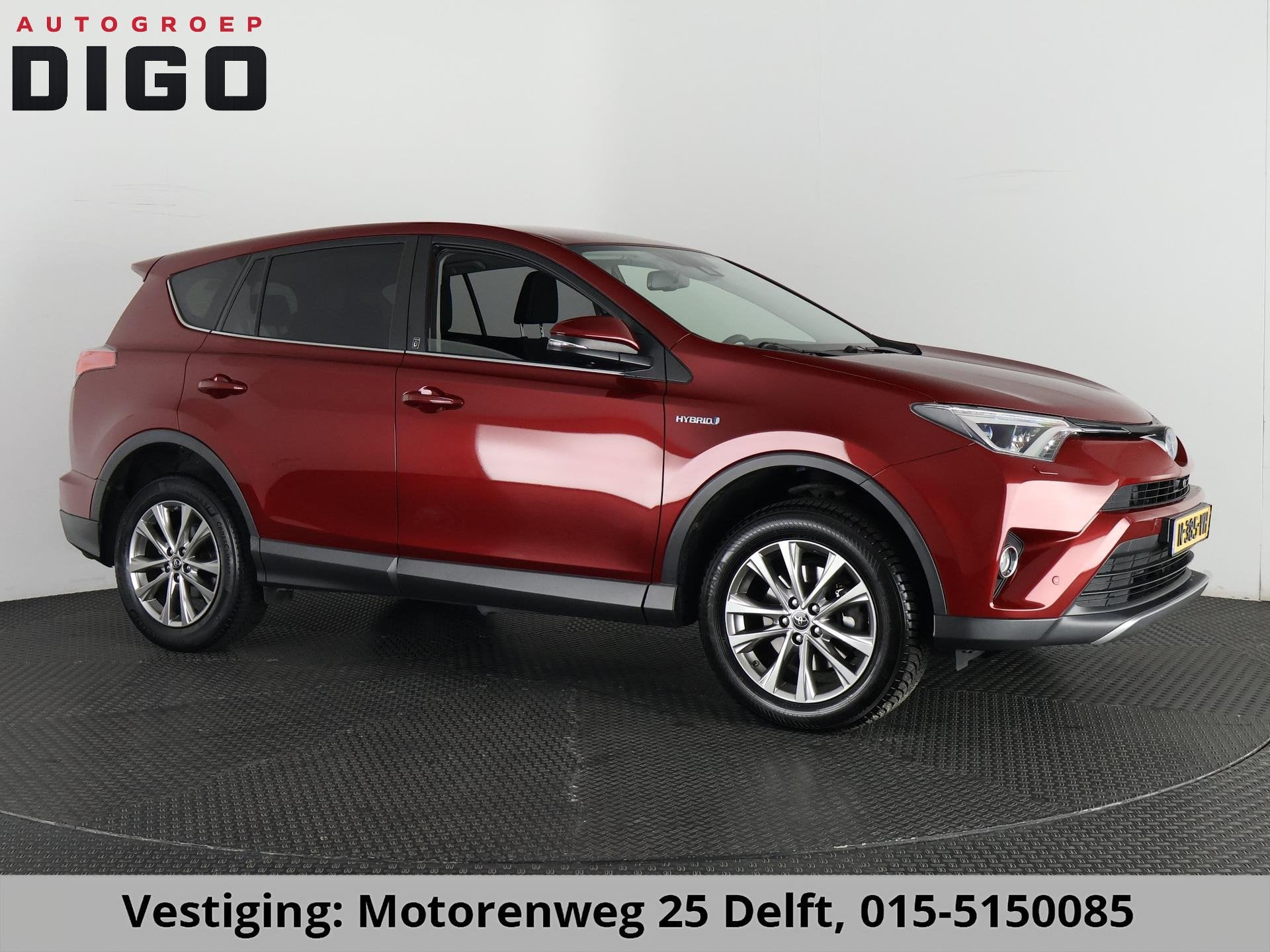 Toyota RAV4 2.5 HYBRID AWD 1650 KG TREKGEWICHT GARANTIE 2029, Auto's, Automaat, Stof, Gebruikt, Euro 6