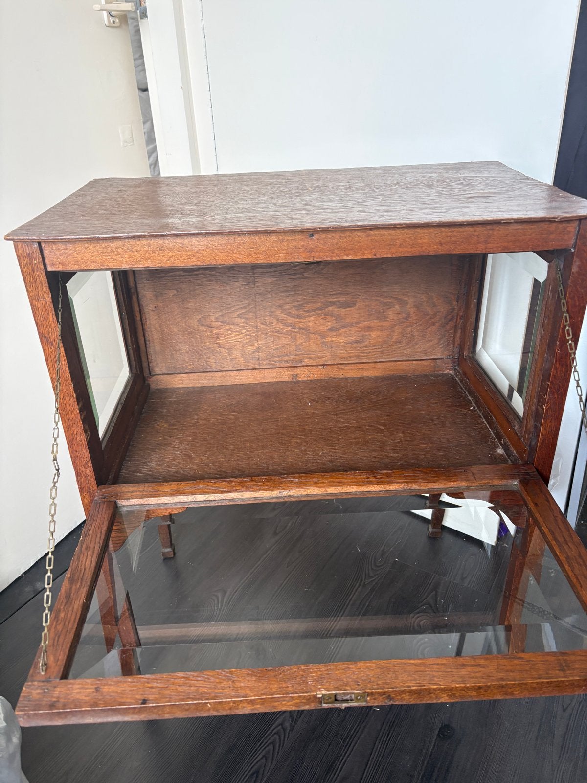 Antieke houten theekastje met facet geslepen glas, Antiek en Kunst, Ophalen