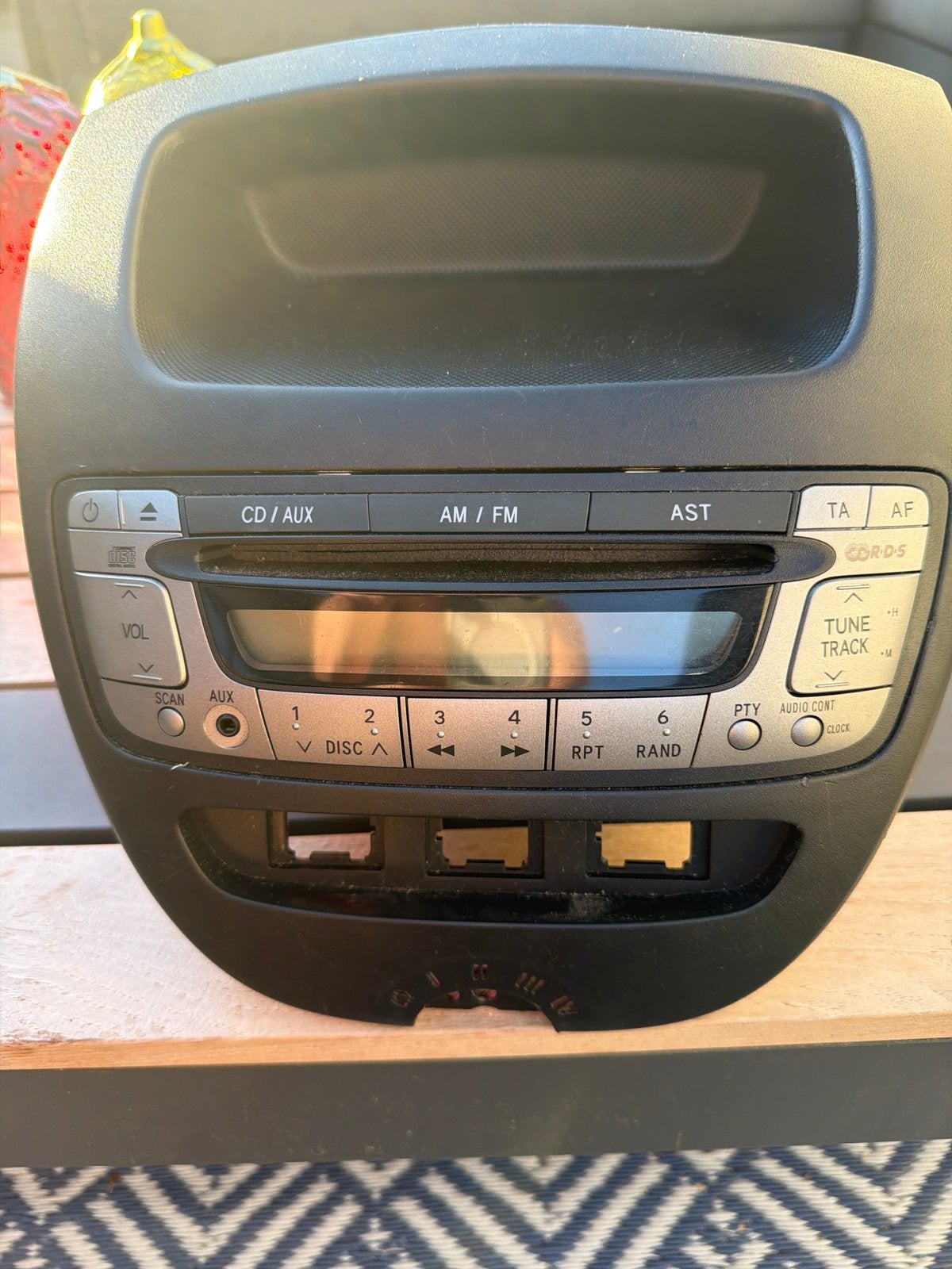 Originele Radio/CD-speler voor Peugeot 107, Auto diversen, Ophalen of Verzenden, Zo goed als nieuw