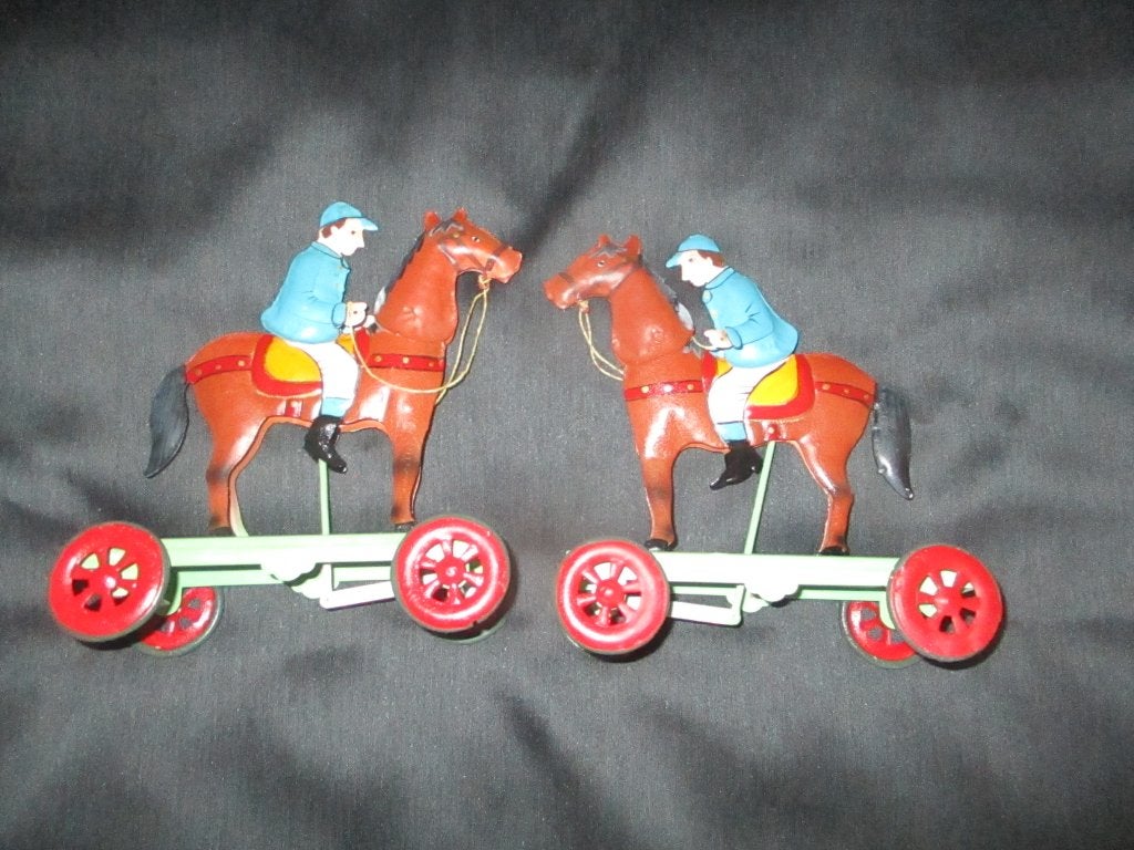 Blik speelgoed twee renpaarden . ., Verzamelen, Ophalen of Verzenden