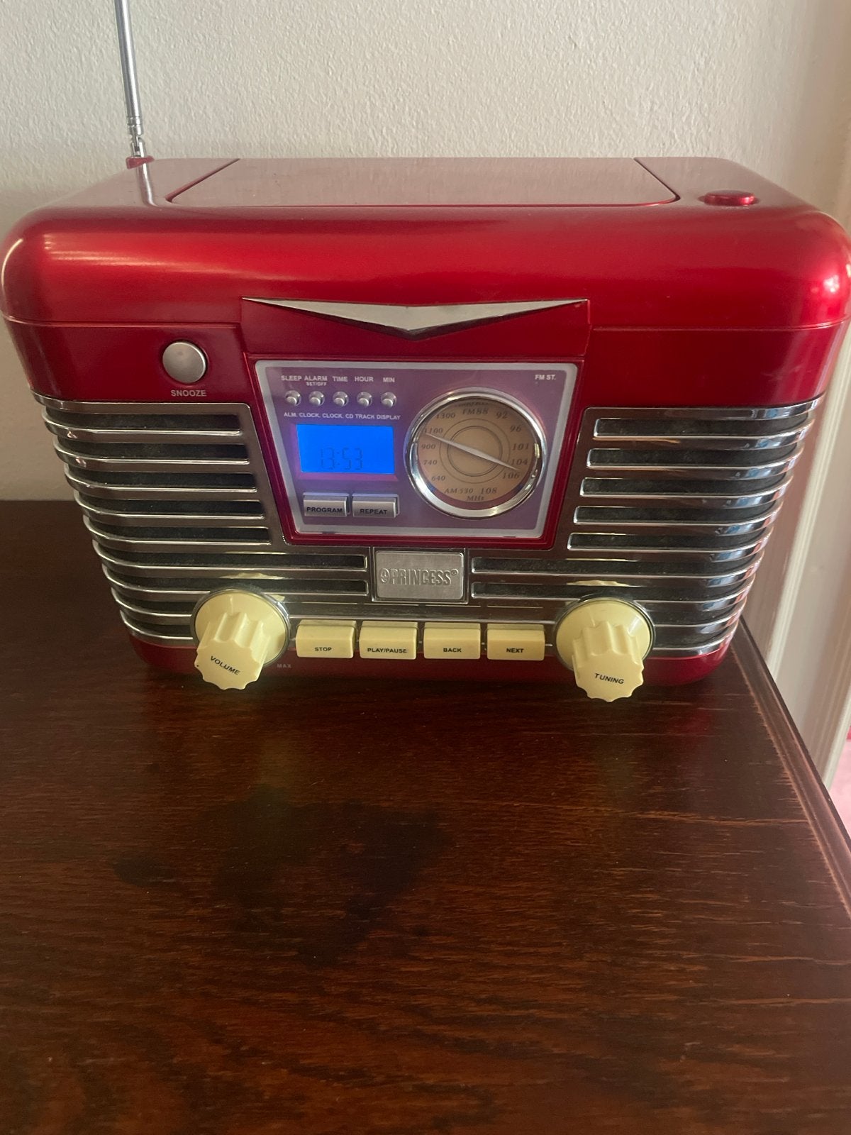 Princess Retro Radio met CD-speler - Rood, Ophalen of Verzenden, Gebruikt, Radio, Met cd-speler