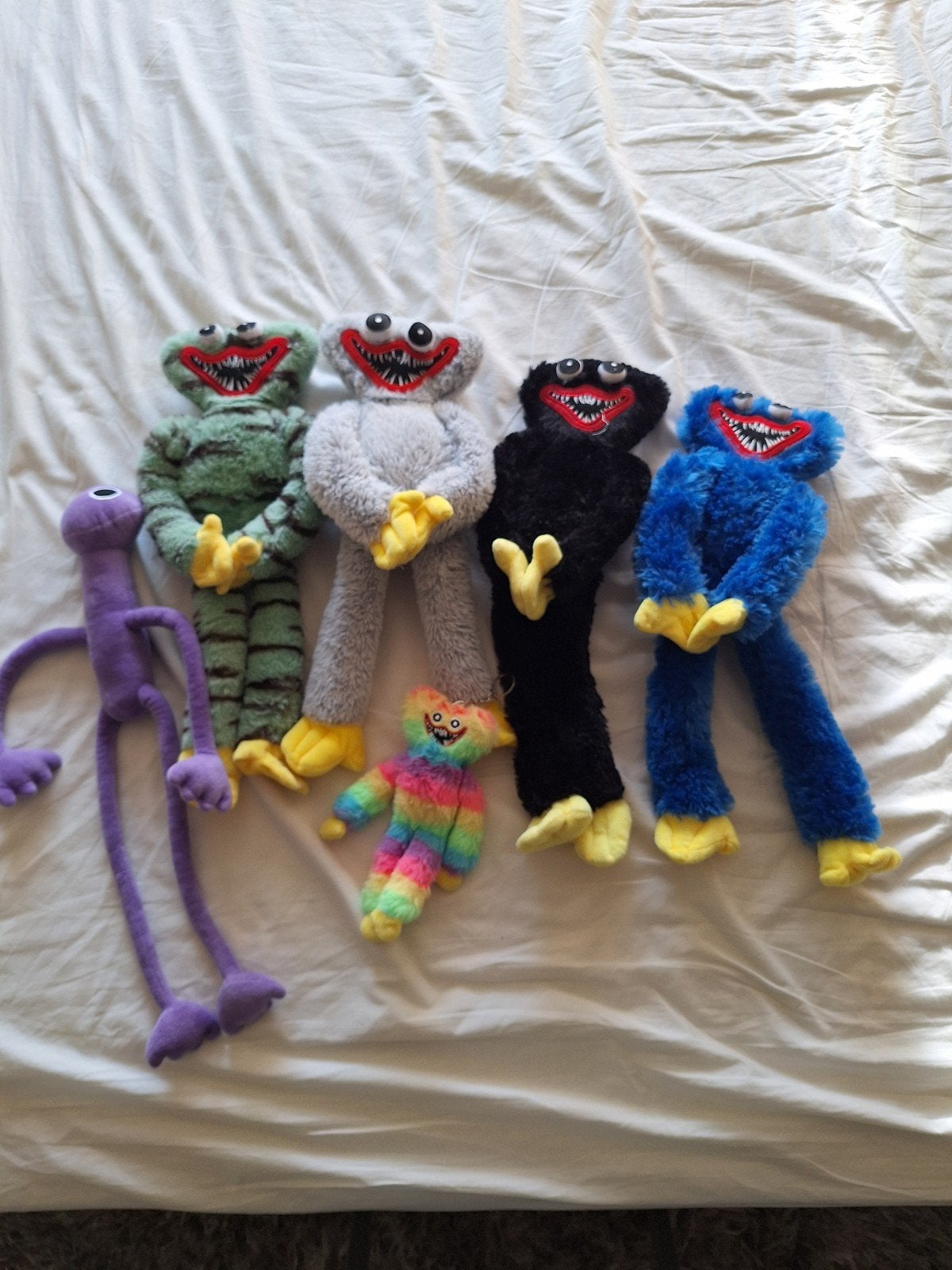 Huggy Wuggy knuffels en Rainbow Friends Purple, Kinderen en Baby's, Overige typen, Nieuw, Middelgroot (20 tot 80 cm), Verzenden