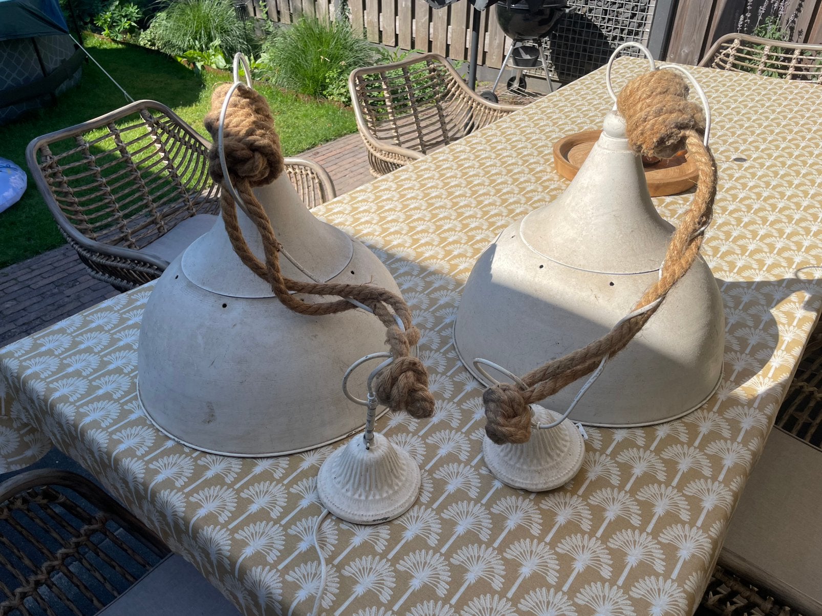 2 Hang lampen stoer/landelijk, Huis en Inrichting, Lampen | Hanglampen, Ophalen, Gebruikt