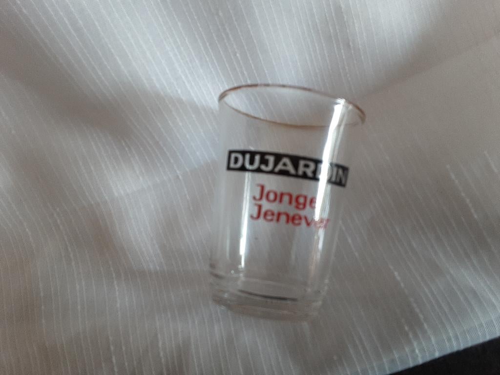DUJARDIN glaasje, zwarte logo, 6 cm hoog, Ophalen of Verzenden, Zo goed als nieuw, Borrel- of Shotglas
