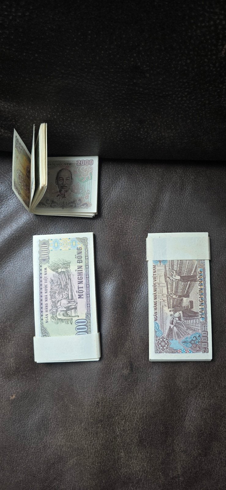 Vietnamese Dong bankbiljetten -  1000, 2000 Dong, Ophalen of Verzenden, Zuidoost-Azië, Setje