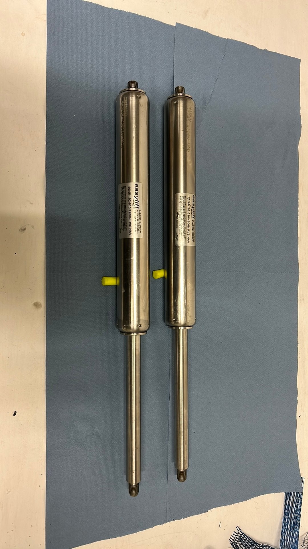 2xGasveer 20/45 - 192 - 510/4200N RVS NAV, Ophalen of Verzenden, Zo goed als nieuw