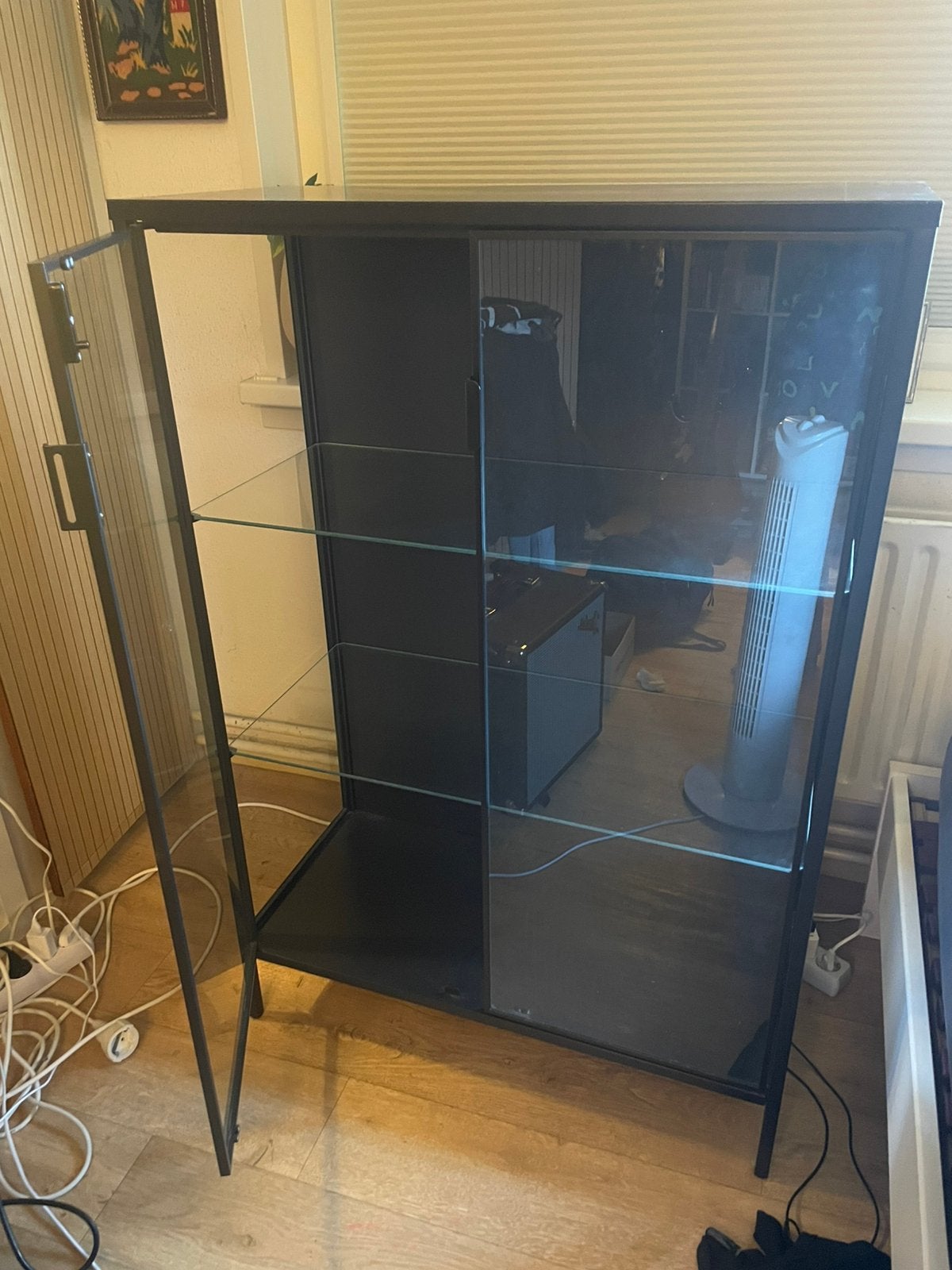 Vitrinekast RUDSTA (Ikea), Ophalen, 100 tot 150 cm, Zo goed als nieuw, 150 tot 200 cm