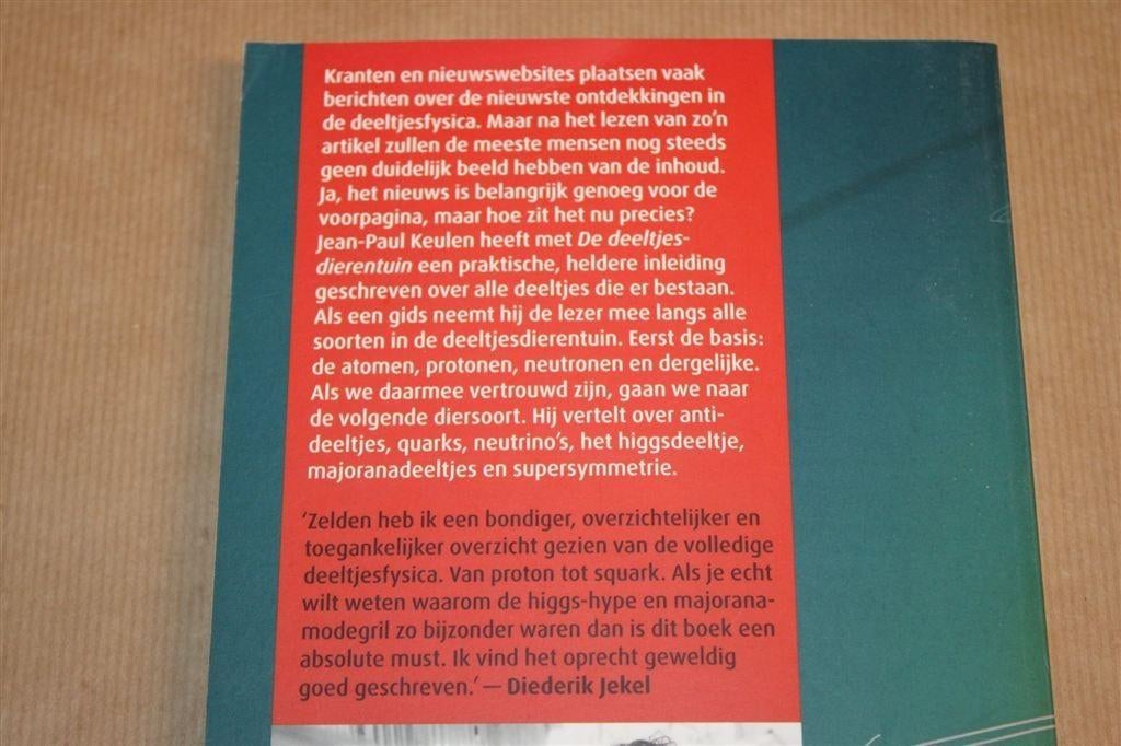 De Deeltjesdierentuin — Atomen, Neutrino\'s & Higgs, Ophalen of Verzenden, Gelezen, Natuurwetenschap