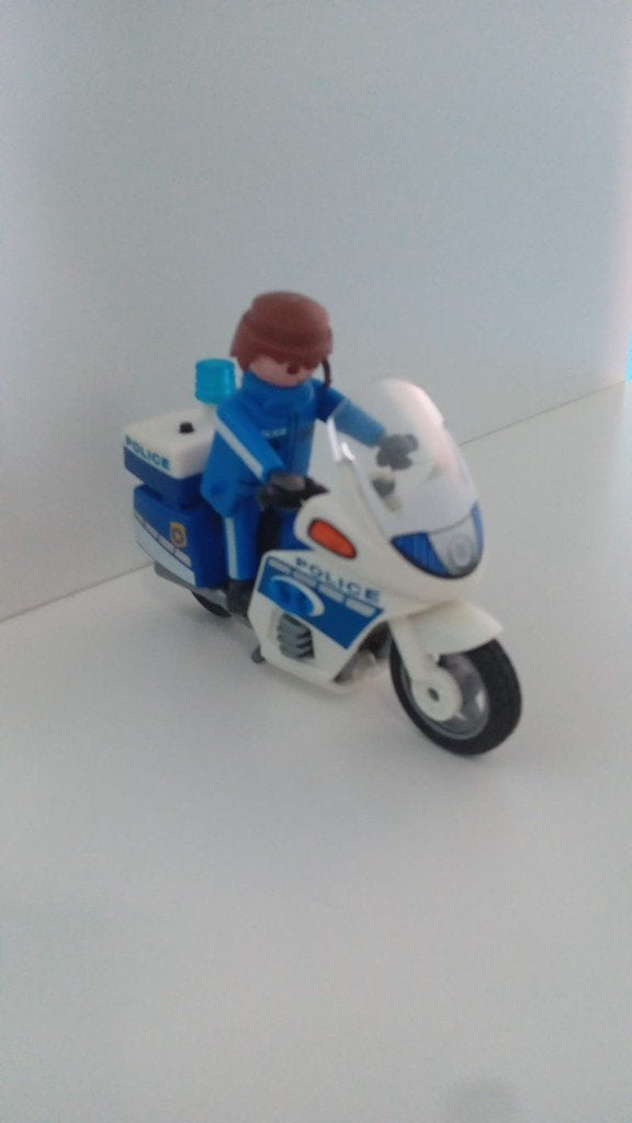 Playmobiel Motoragent, Kinderen en Baby's, Speelgoed | Playmobil, Ophalen of Verzenden, Zo goed als nieuw