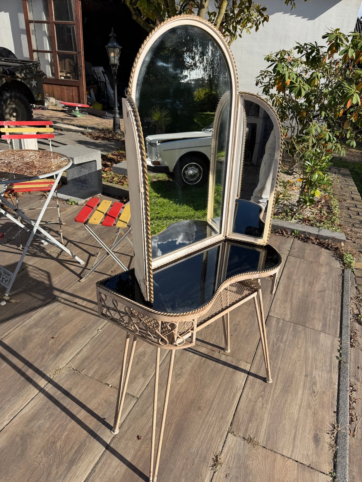 Vintage kaptafel met drieluik spiegel en bijzettafel, Ophalen